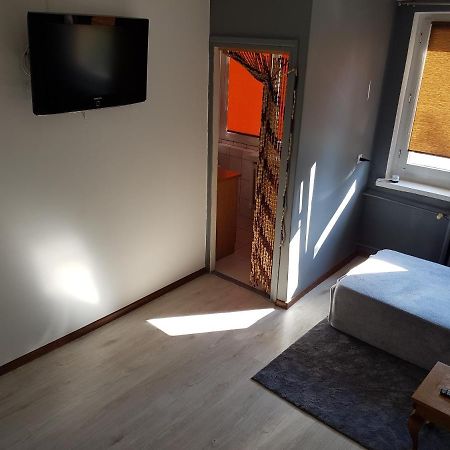 Mieszkanie Jednopokojowe Boleslawiec W Centrum - Wymagana Kaucja Zwrotna Apartment Екстериор снимка