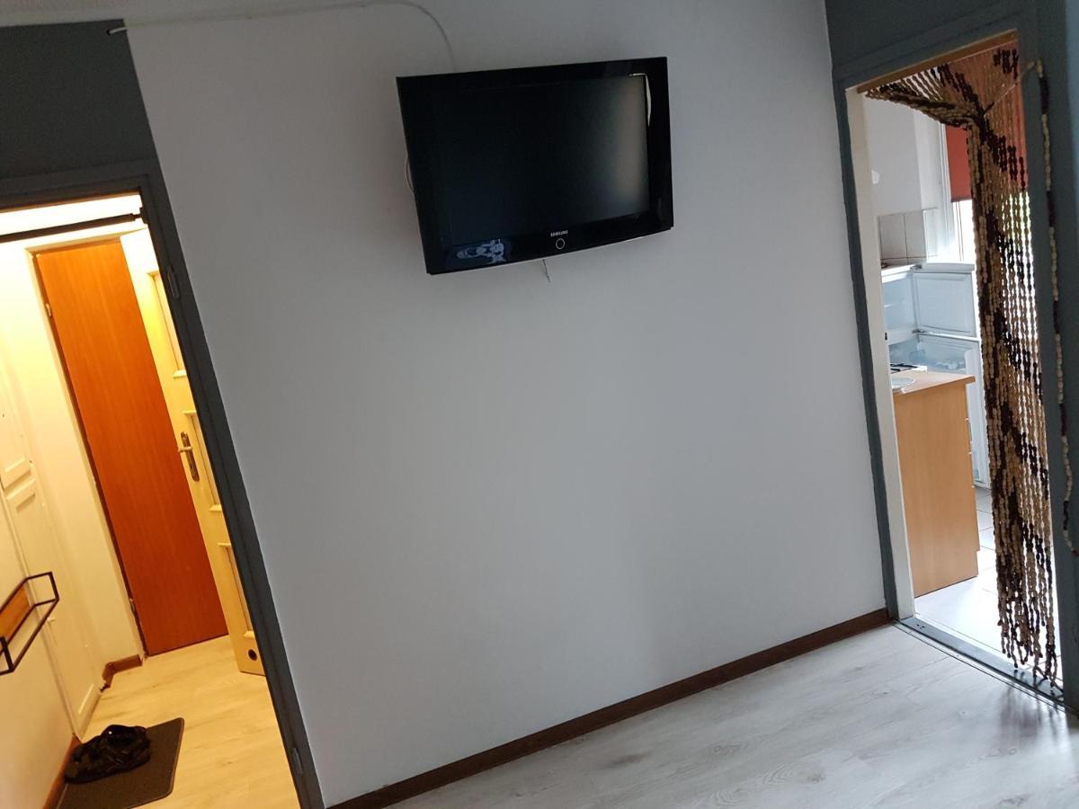 Mieszkanie Jednopokojowe Boleslawiec W Centrum - Wymagana Kaucja Zwrotna Apartment Екстериор снимка
