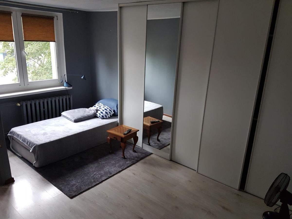 Mieszkanie Jednopokojowe Boleslawiec W Centrum - Wymagana Kaucja Zwrotna Apartment Екстериор снимка
